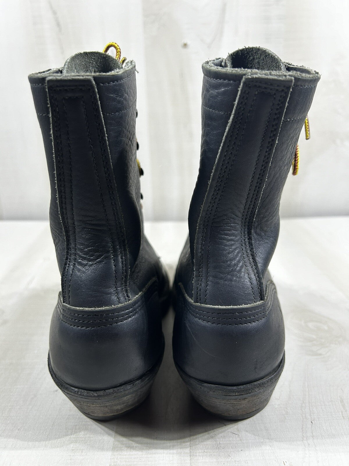 Size 9D- Women’s Whites Boots Packer Pointed Toe Black Leather