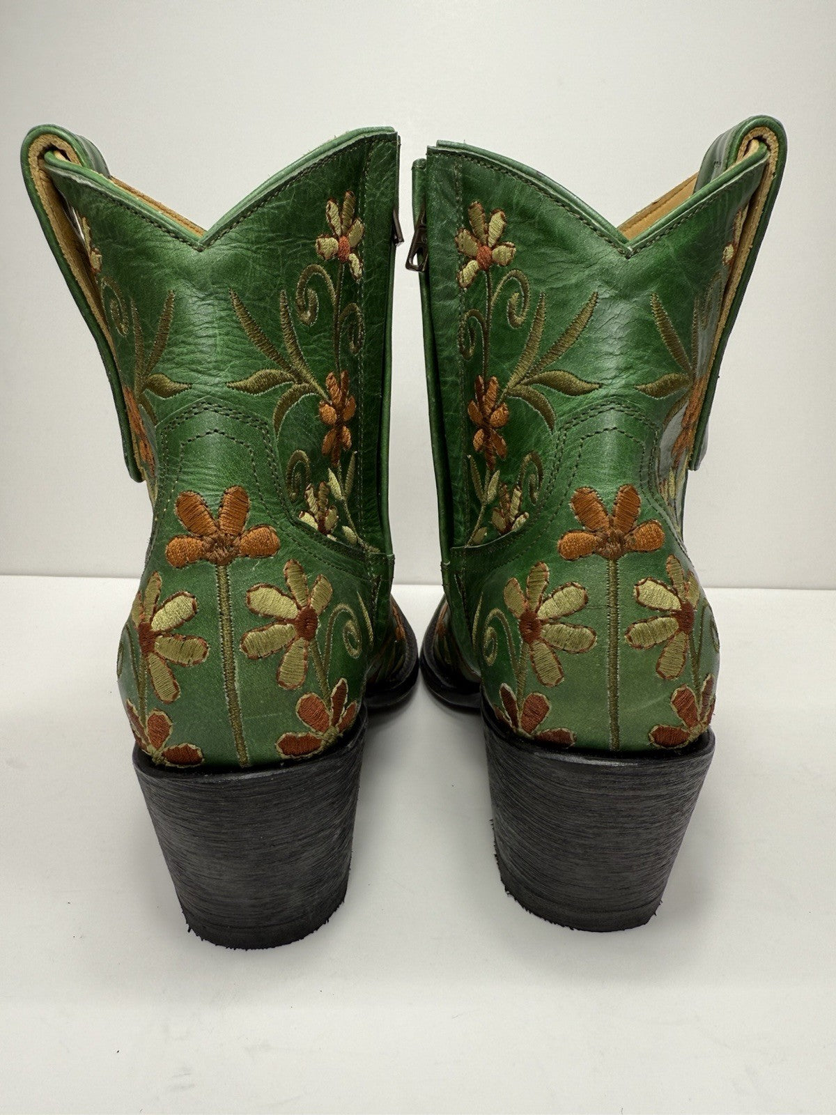 Old Gringo Women’s Dilettante Green Floral Boots Embroidered 6” Shaft Size 8