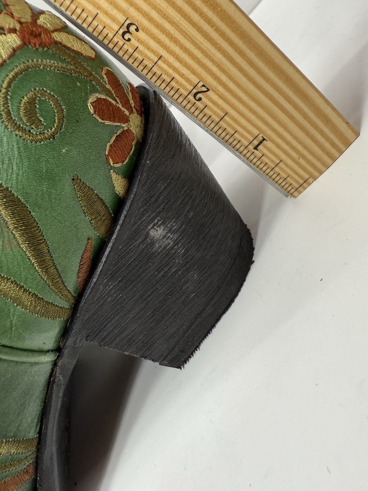 Old Gringo Women’s Dilettante Green Floral Boots Embroidered 6” Shaft Size 8