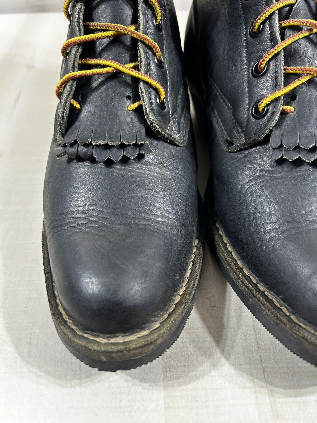 Size 9D- Women’s Whites Boots Packer Pointed Toe Black Leather