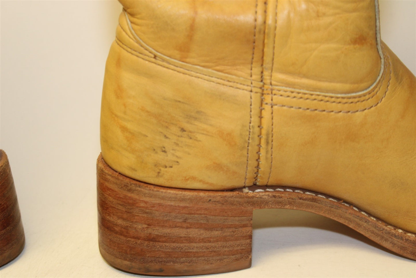 Frye USA Made 77050 Campus 14L Womens 9 M Tan Leather Western Riding Boots