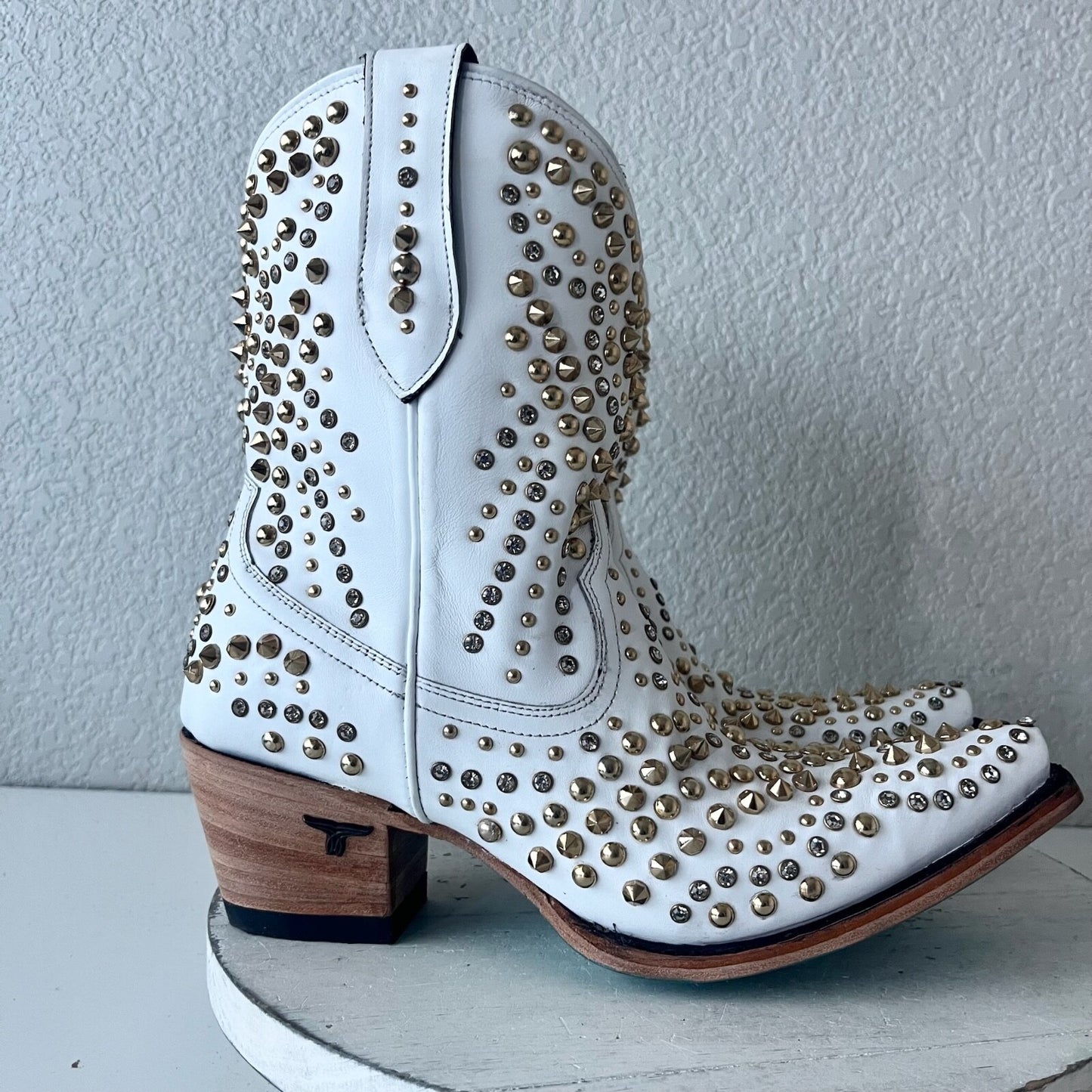 Lane DOLLY Womens Cowboy Bootie 9 White Gold Western Cowgirl Short Ankle Boots