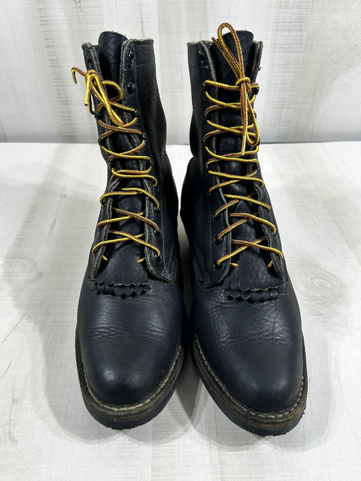 Size 9D- Women’s Whites Boots Packer Pointed Toe Black Leather